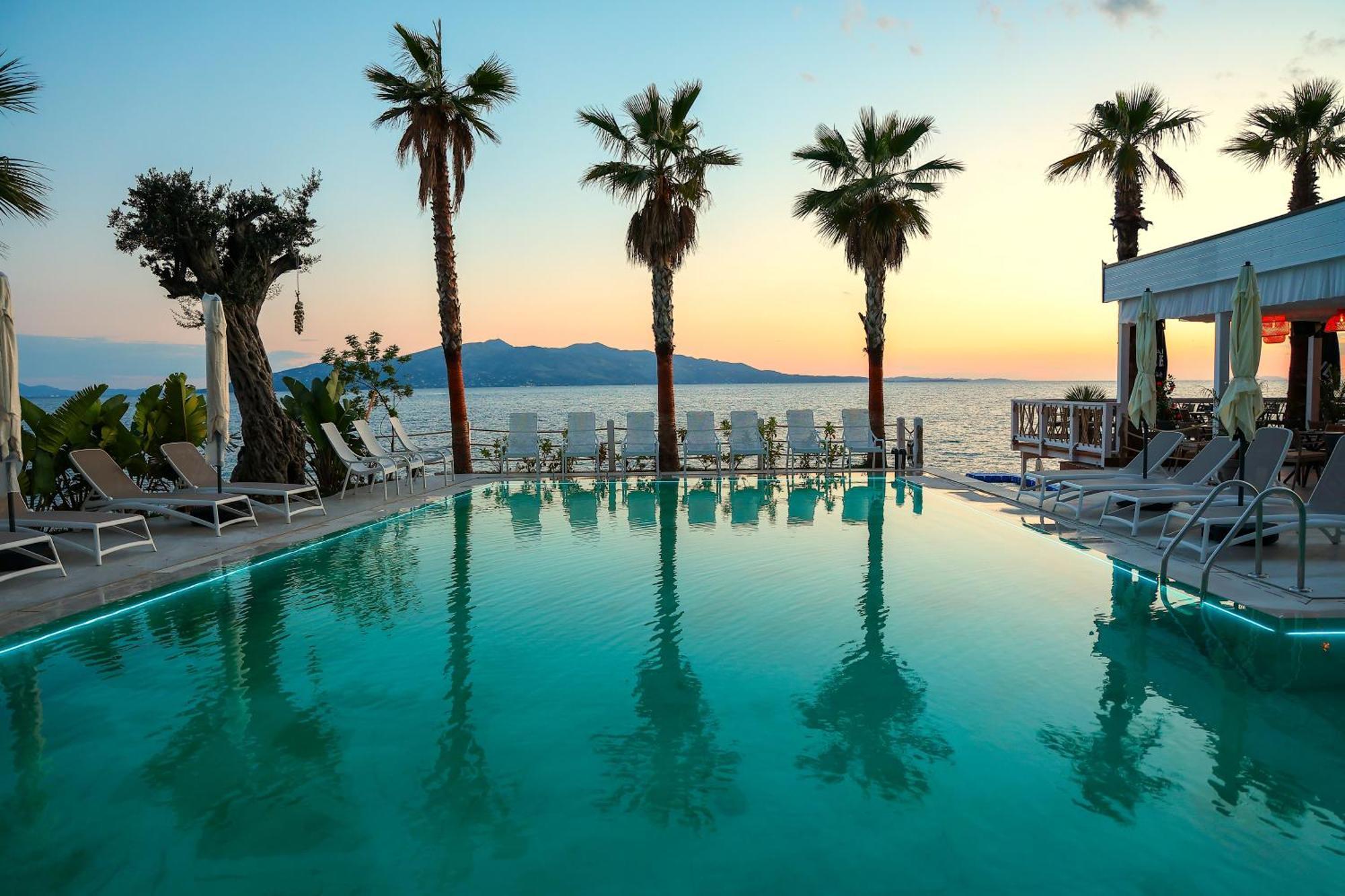 Joelle Premium Hotel Sarandë Eksteriør billede
