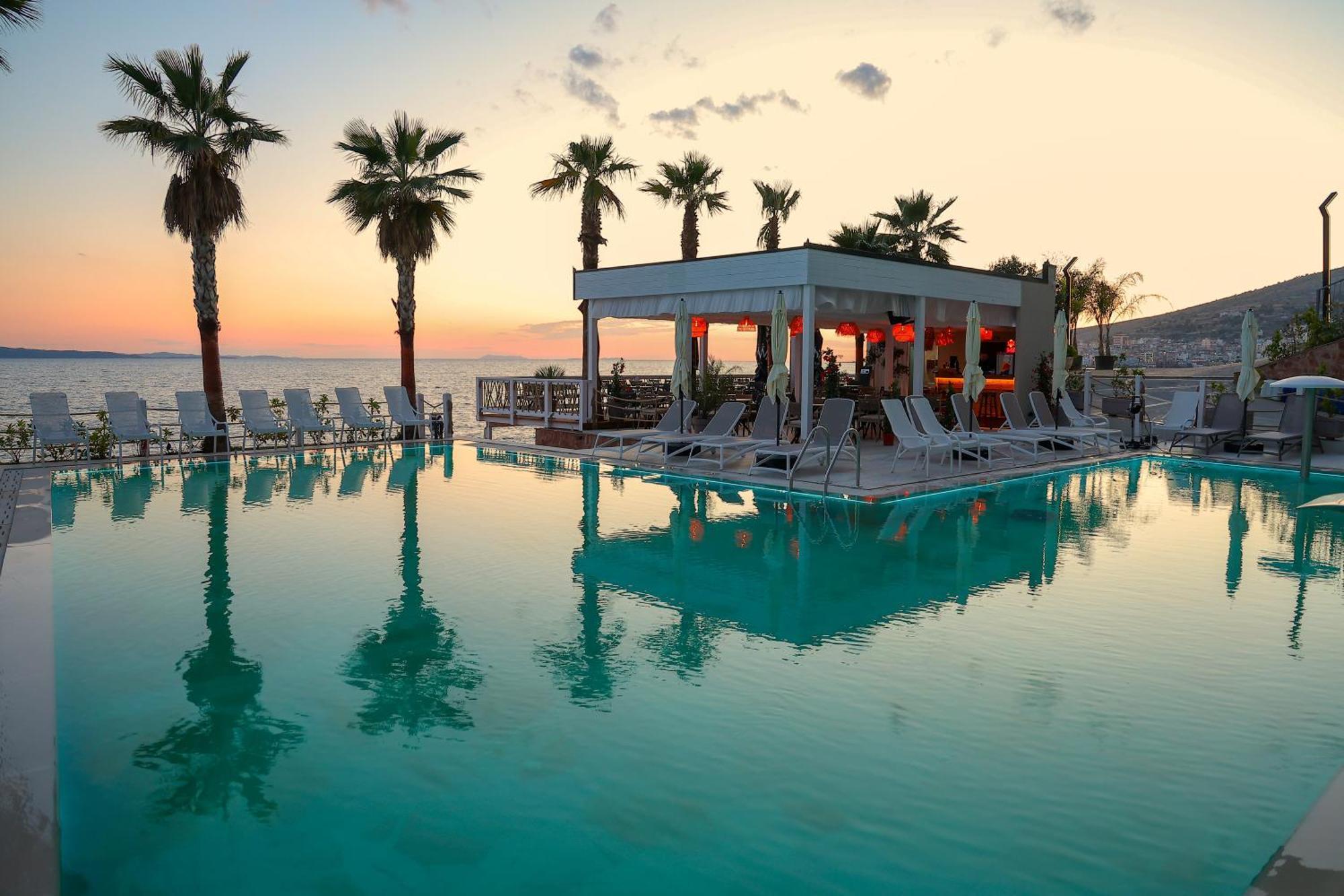 Joelle Premium Hotel Sarandë Eksteriør billede