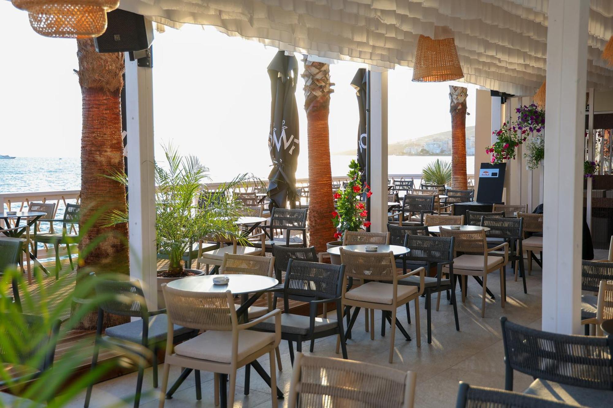 Joelle Premium Hotel Sarandë Eksteriør billede