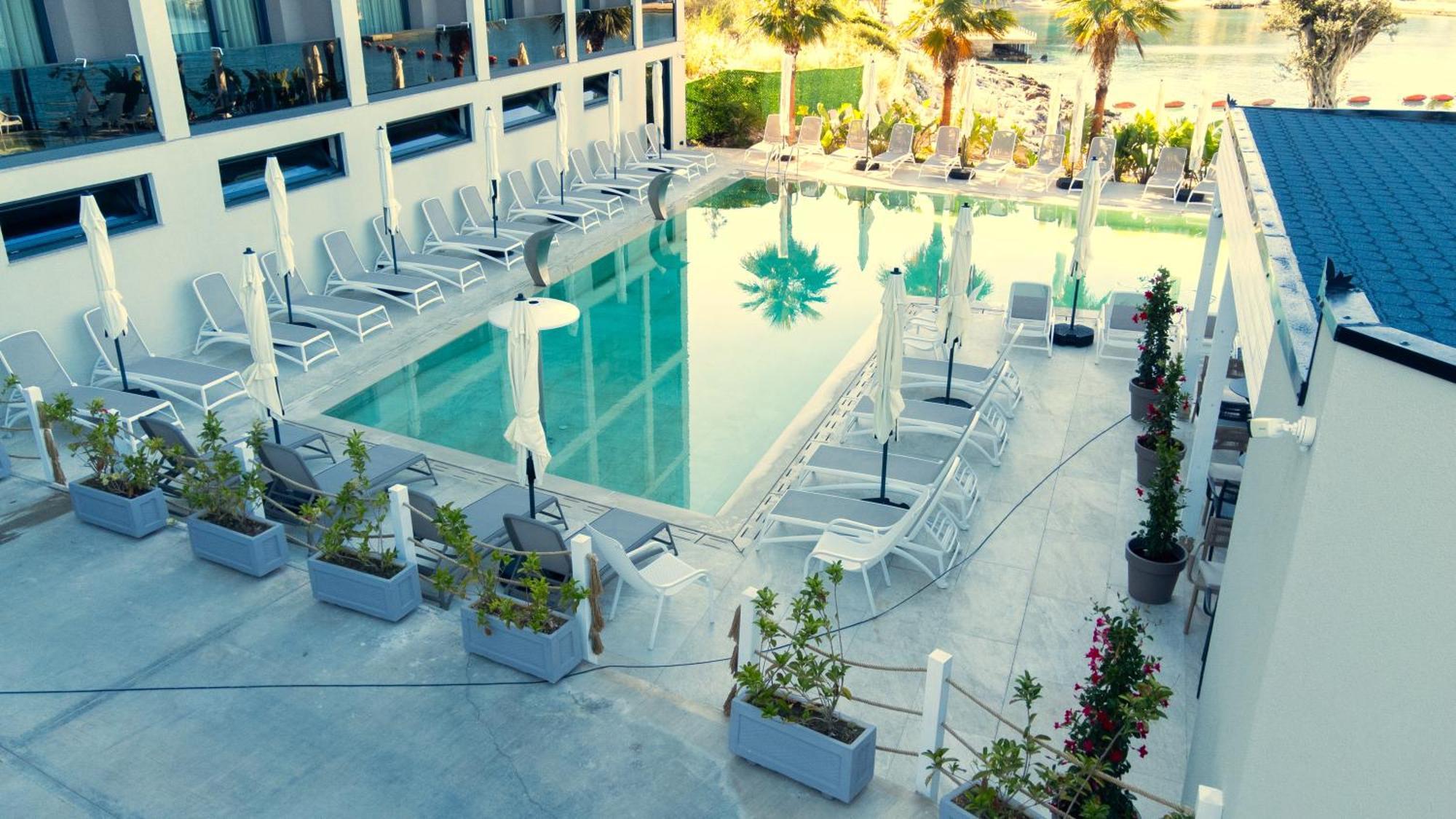 Joelle Premium Hotel Sarandë Eksteriør billede