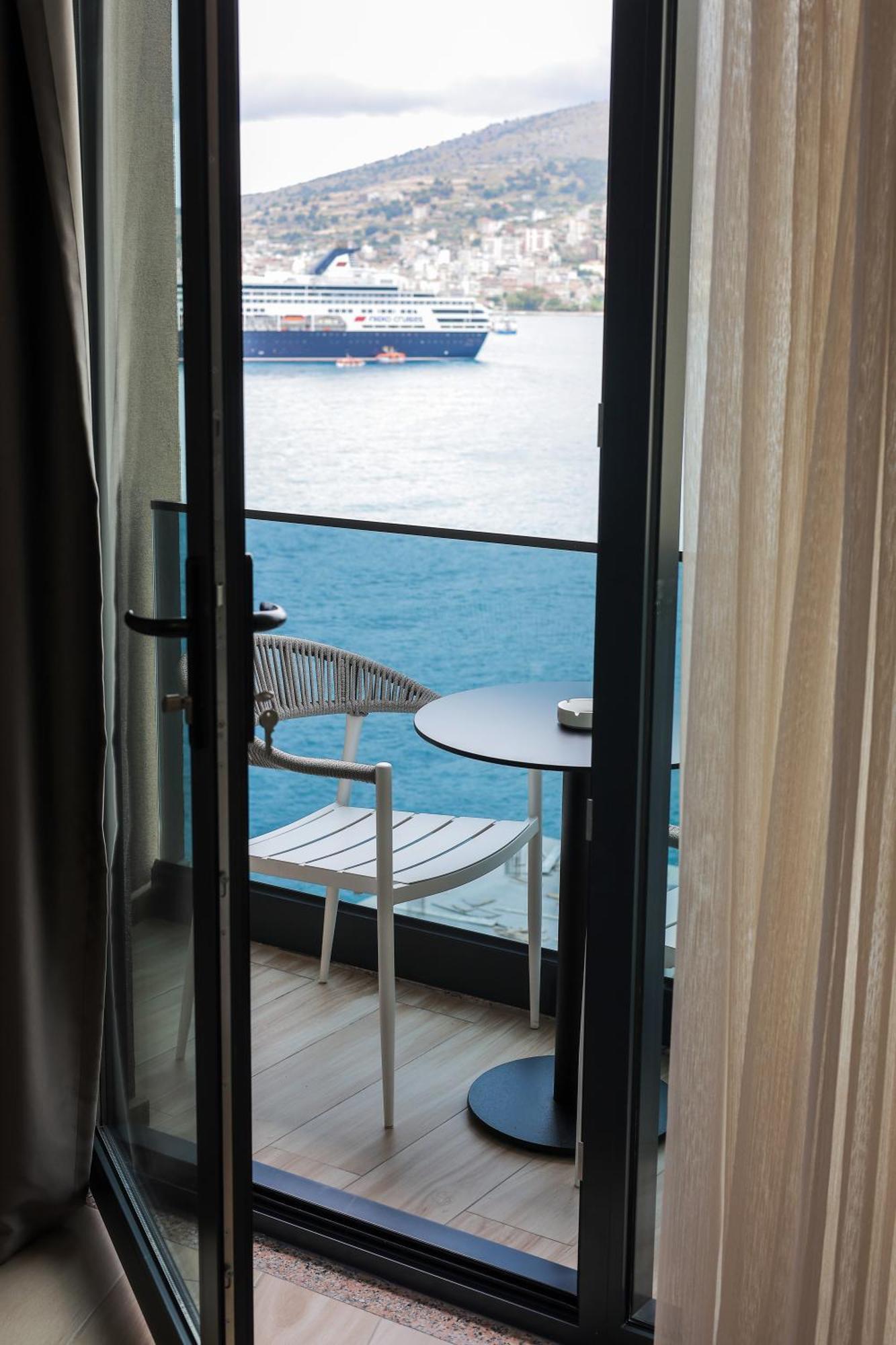 Joelle Premium Hotel Sarandë Eksteriør billede